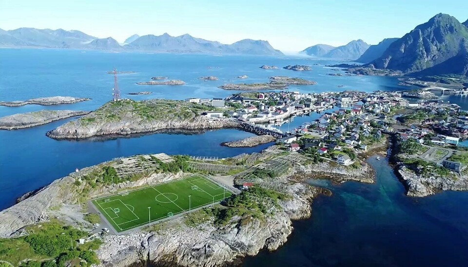 FREDES; Fiskeværet Henningsvær er fredet fra i dag, melder regjeringen. – Henningsvær forteller en viktig del av Norges historie, står det i vedtaket, som ble gjort i dag. FREDES; Fiskeværet Henningsvær er fredet fra i dag, melder regjeringen. – Henningsvær forteller en viktig del av Norges historie, står det i vedtaket, som ble gjort i dag.