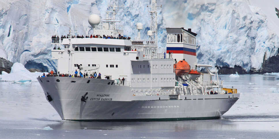 «Akademik Sergey Vavilov» i Lemaire Kanalen i 2006 «Akademik Sergey Vavilov» i Lemaire Kanalen i 2006