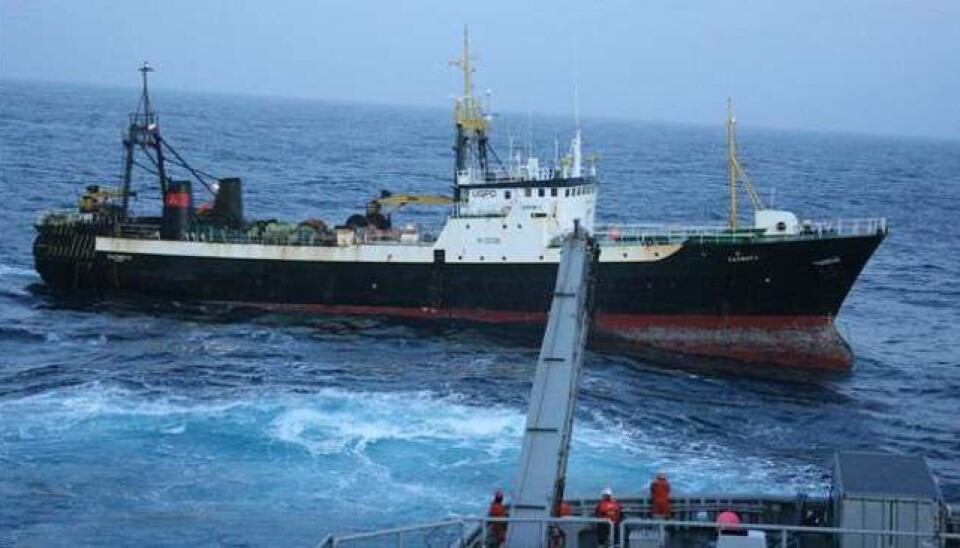 BØTELAGT: Den russiske tråleren som var oppbrakt til Tromsø og bøtelagt for ulovlig sildefiske har forlatt byen. BØTELAGT: Den russiske tråleren som var oppbrakt til Tromsø og bøtelagt for ulovlig sildefiske har forlatt byen.