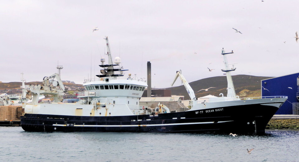 IRSK TRÅLER: Irske Veronica skal forsyne Ocean Fresh med råstoff. Her fotografert mens den var britisk og het 'Ocean Quest'. IRSK TRÅLER: Irske Veronica skal forsyne Ocean Fresh med råstoff. Her fotografert mens den var britisk og het 'Ocean Quest'.