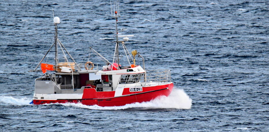 TIDLIGERE TRÅLER:'Johlena', her som 'Øysteinson' ble bygget for tysk reder. TIDLIGERE TRÅLER:'Johlena', her som 'Øysteinson' ble bygget for tysk reder.