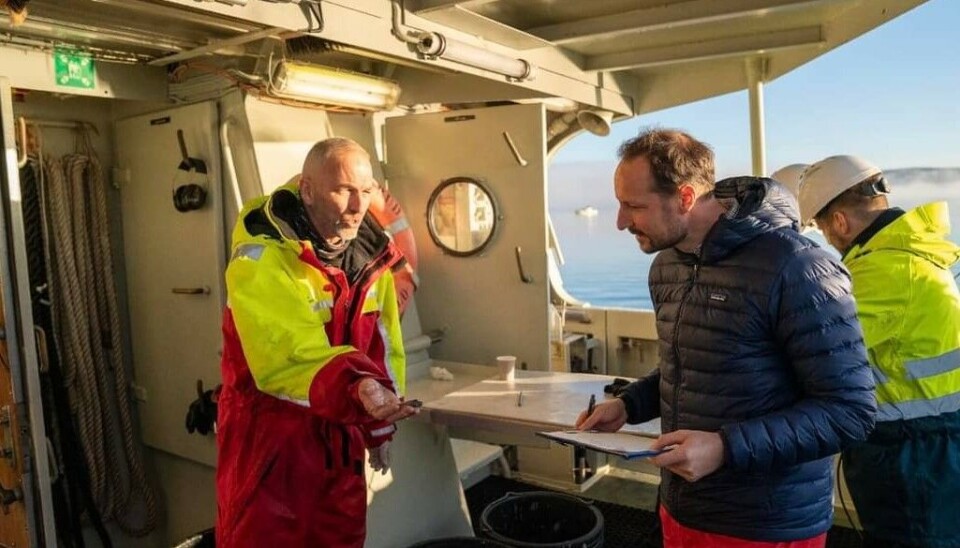 TOKT: HKH Kronprins Haakon deltok på tokt i Oslofjord sammen med forskere fra Universitetet i Oslo. TOKT: HKH Kronprins Haakon deltok på tokt i Oslofjord sammen med forskere fra Universitetet i Oslo.