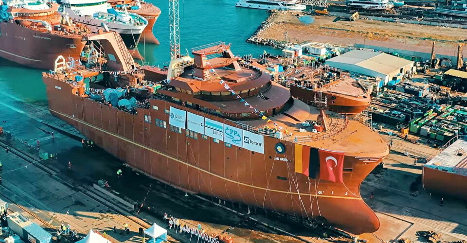 Tyske 'Jan Maria' ble sjøsatt i går mandag, og blir sannsynligvis levert i slutten av første kvartal 2024.