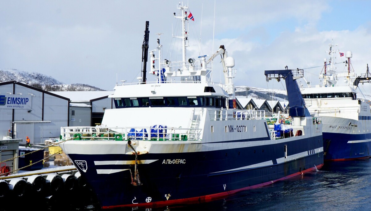 Russisk tråler har forlatt Longyearbyen