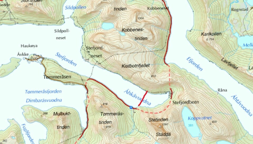 STEFJORD: Området innenfor den røde streken er foreslått til bevaringsområde for Tysfjord-hummeren.