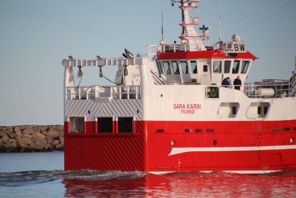 Selv om hun er forlenget med åtte meter er 'Sara Karin' en ferm dame. Akter skjuler det seg tre store nettromler.