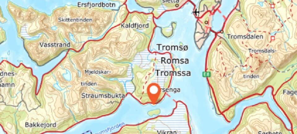 Tråleren MS «Senja» er kommet seg ut fra fjæra etter grunnstøting