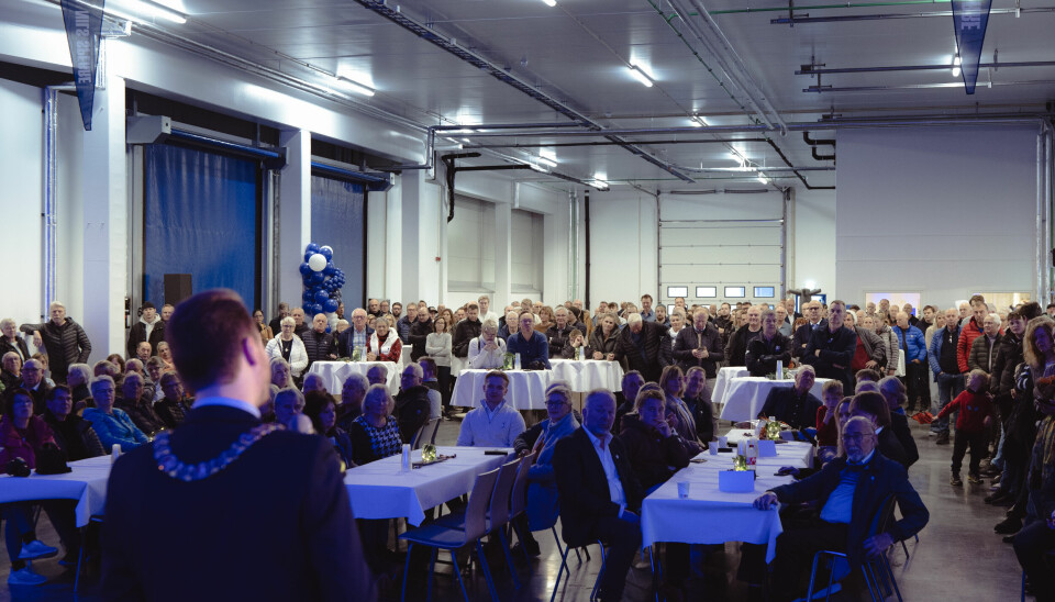 HELE LOKALSAMFUNNET FEIRET: Over 500 personer møtte til 100-årsfeiringen og åpningen av det nye
fryselageret.