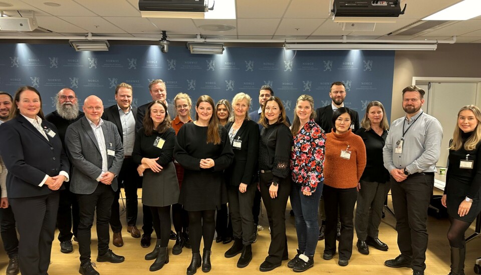 Fiskeri- og havminister Cecilie Myrseth møtte arbeidstaker- og arbeidsgiverorganisasjonene i maritim næring.