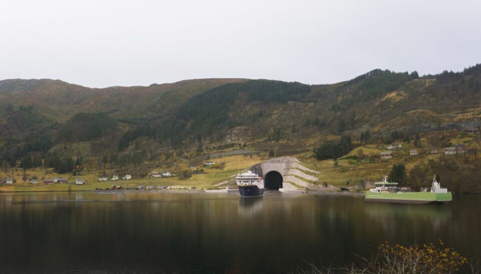 Målsettingen med prosjekt Stad skipstunnel er å forbedre fremkommelighet og sikkerhet for sjøtransport forbi Stad. Her fra tunnelåpningen i Kjøde.