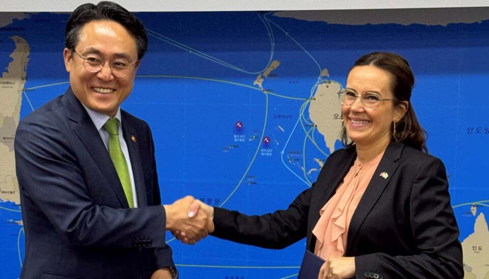 SAMARBEIDSAVTALE: Fiskeri- og havminister Marianne Sivertsen Næss og Sør-Koreas fiskeri- og havminister, Do-Hyung Kang