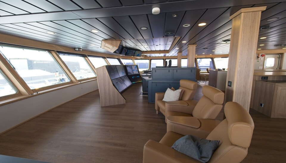 Styrehuset er romslig og godt utstyrt.