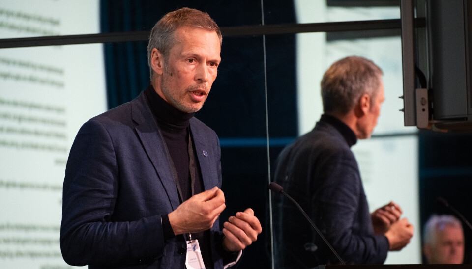 Forskningsdirektør hos HI Geir Huse, her på talerstolen på årsmøtet til Pelagisk Forening.