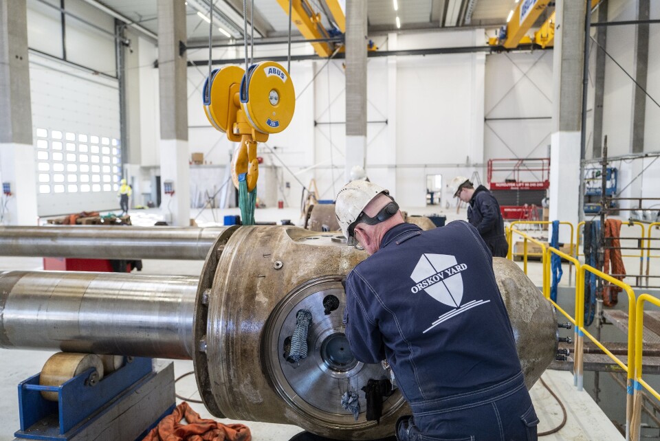 I maskinverkstedet er det spesielt fokus på service av propellanlegg og trustere. Foto Orskov Yards
