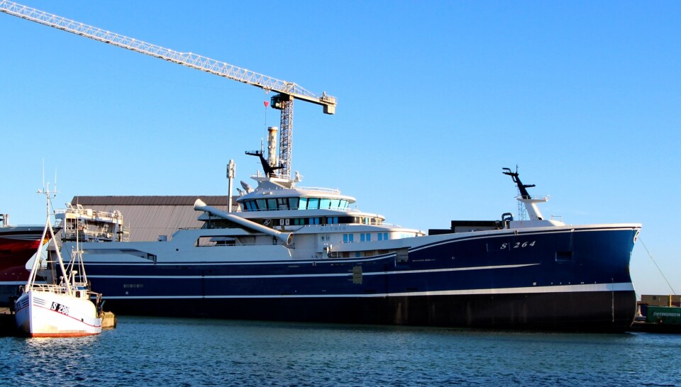 'Astrid' som er nesten 92 meter lang, har også valgt det nye overbygget. Foto Terje Engø 'Astrid' som er nesten 92 meter lang, har også valgt det nye overbygget. Foto Terje Engø