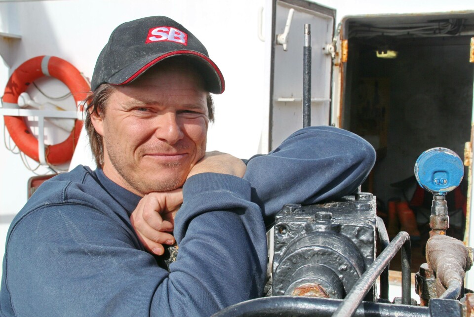 John Magne Salvesen som eier tråleren Horisont III går til Danmark for å bunkre. Det er eneste måte å sikre litt likviditet. Foto Terje Engø