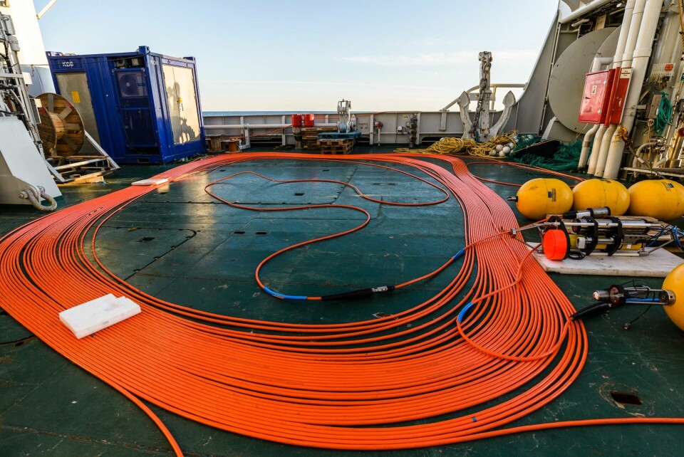 SIM SALABIM: Den fire kilometer lange kabelen som forsvant - og ble funnet igjen: Her fra før den ble plassert ut i havet.  (Foto: Geir Pedersen/HI)